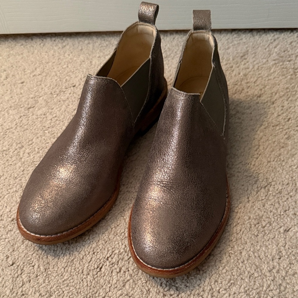Clarks Metallic Gray Ankle Boots